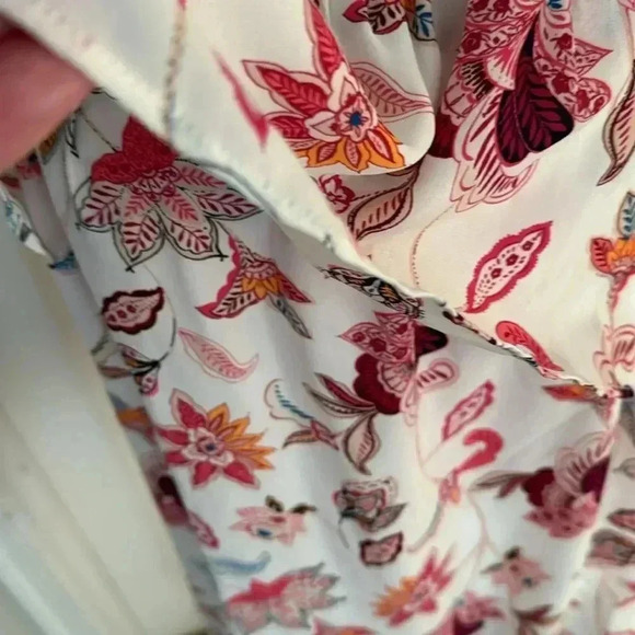 NWOT LOFT Sleeveless Blouse with Ruffle SZ S - Picture 3 of 6